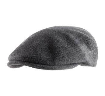 Casquette plate ou béret : quels styles et différences ?