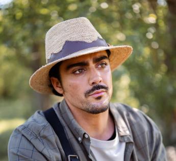 Chapeau raphia aventure Bastien